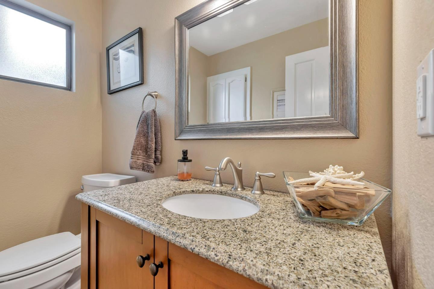 Detail Gallery Image 44 of 57 For 1951 Calistoga Dr, Hollister,  CA 95023 - 4 Beds | 2/1 Baths