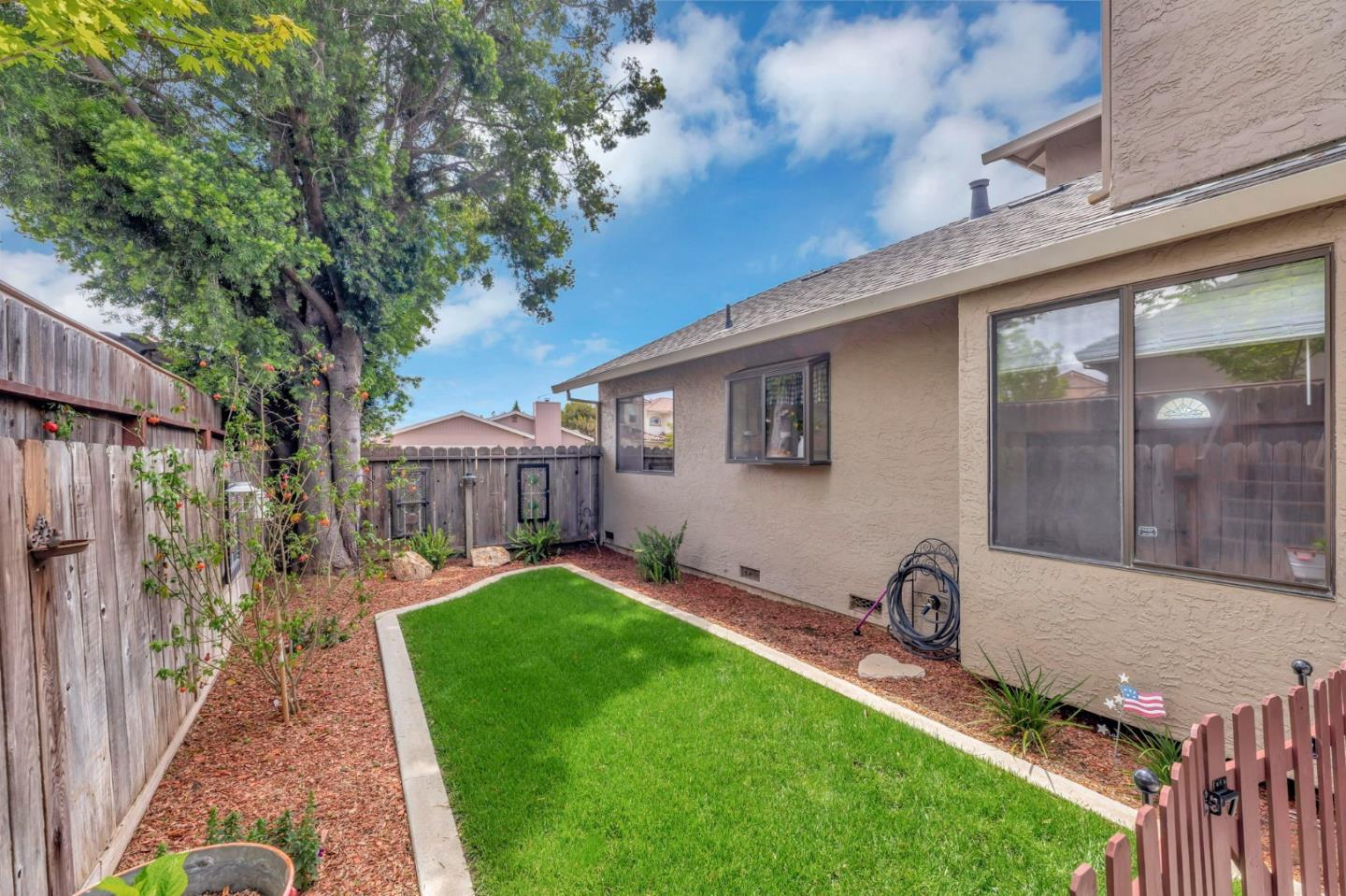 Detail Gallery Image 49 of 57 For 1951 Calistoga Dr, Hollister,  CA 95023 - 4 Beds | 2/1 Baths