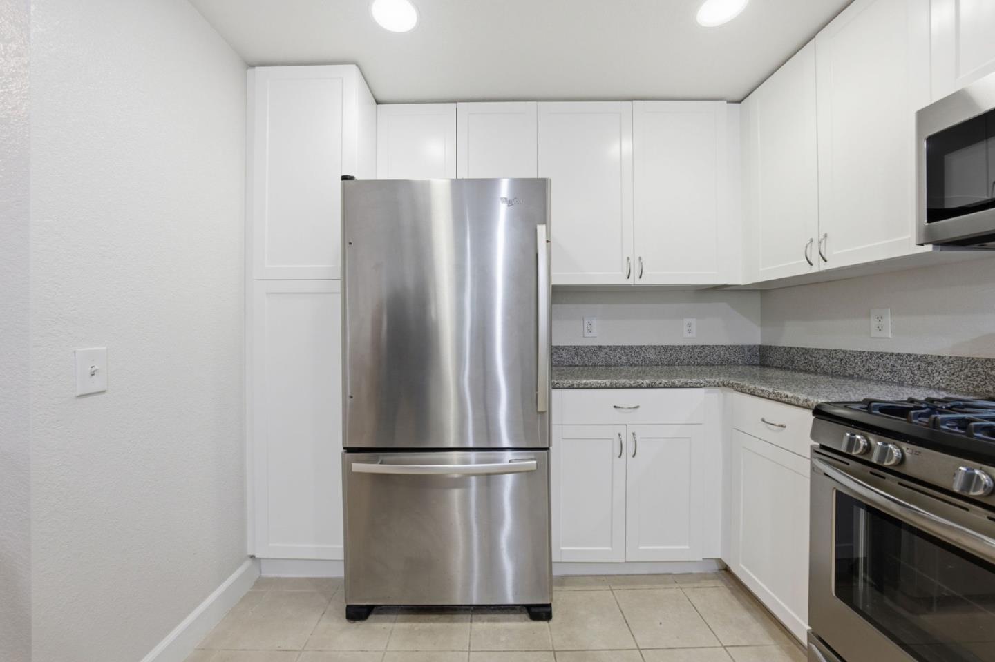 Detail Gallery Image 15 of 67 For 20488 Stevens Creek Blvd #1114,  Cupertino,  CA 95014 - 1 Beds | 1 Baths