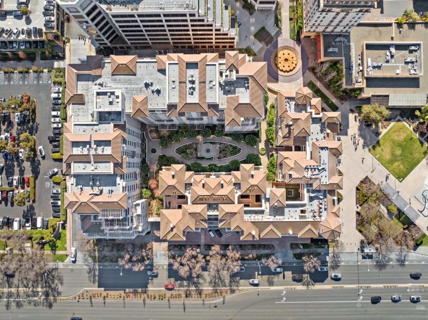 Detail Gallery Image 2 of 67 For 20488 Stevens Creek Blvd #1114,  Cupertino,  CA 95014 - 1 Beds | 1 Baths