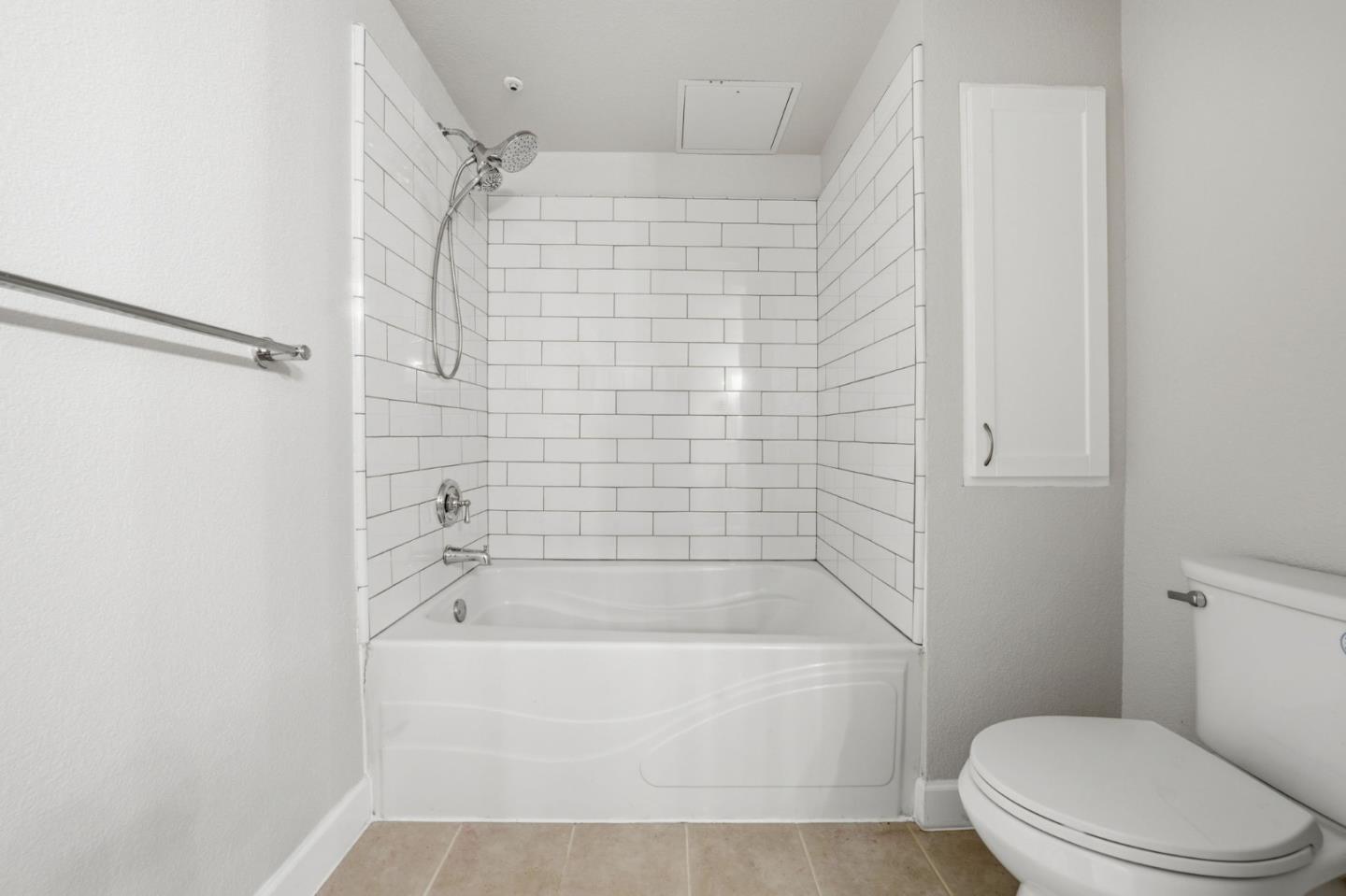 Detail Gallery Image 28 of 67 For 20488 Stevens Creek Blvd #1114,  Cupertino,  CA 95014 - 1 Beds | 1 Baths