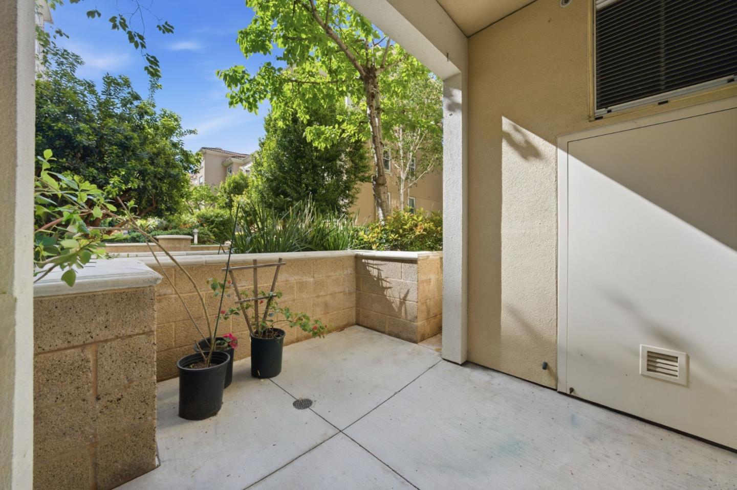 Detail Gallery Image 38 of 67 For 20488 Stevens Creek Blvd #1114,  Cupertino,  CA 95014 - 1 Beds | 1 Baths