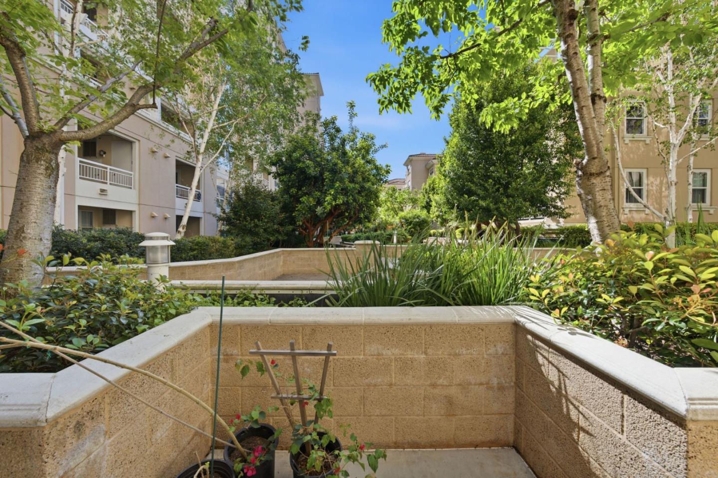 Detail Gallery Image 39 of 67 For 20488 Stevens Creek Blvd #1114,  Cupertino,  CA 95014 - 1 Beds | 1 Baths