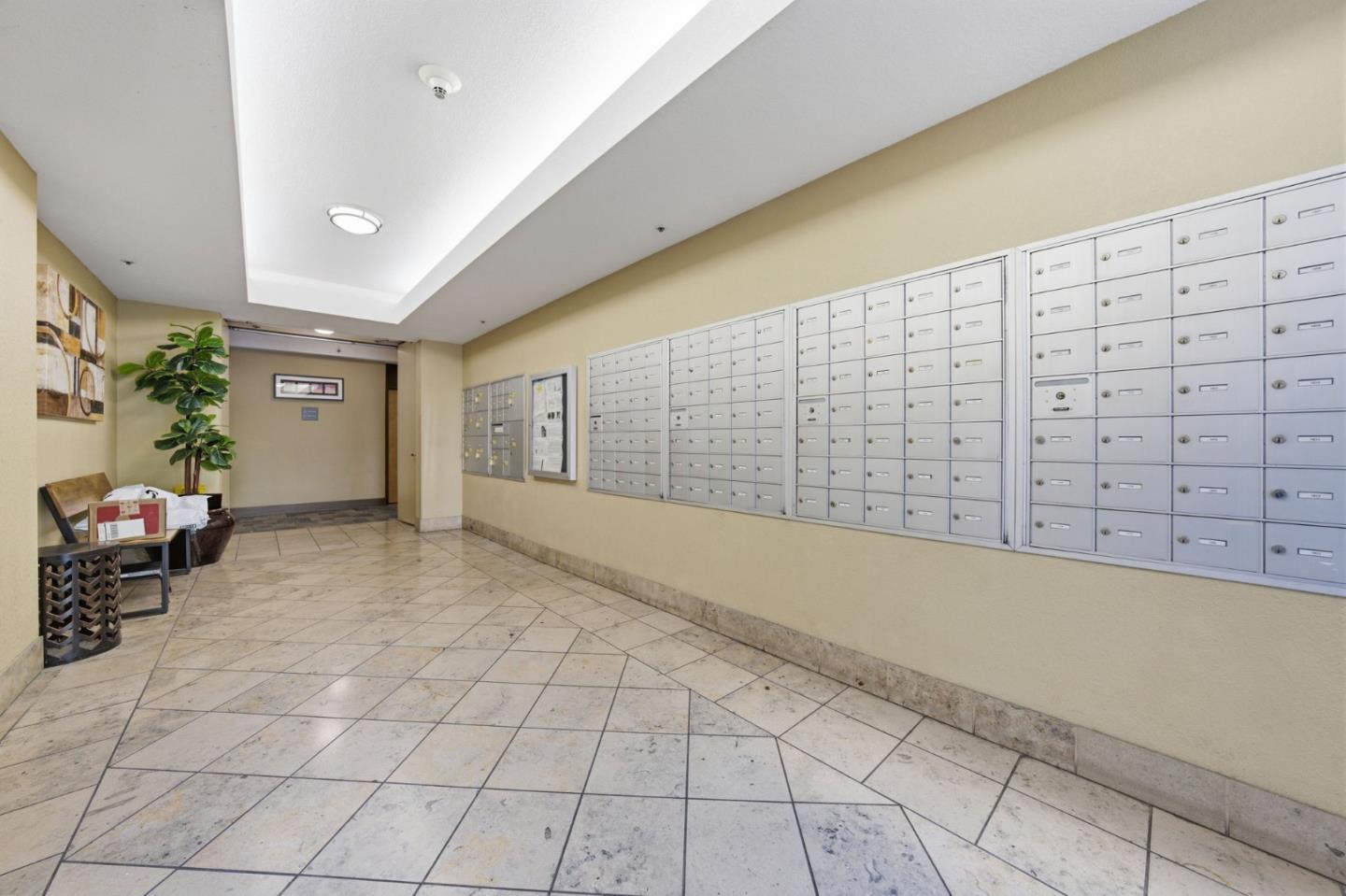 Detail Gallery Image 40 of 67 For 20488 Stevens Creek Blvd #1114,  Cupertino,  CA 95014 - 1 Beds | 1 Baths