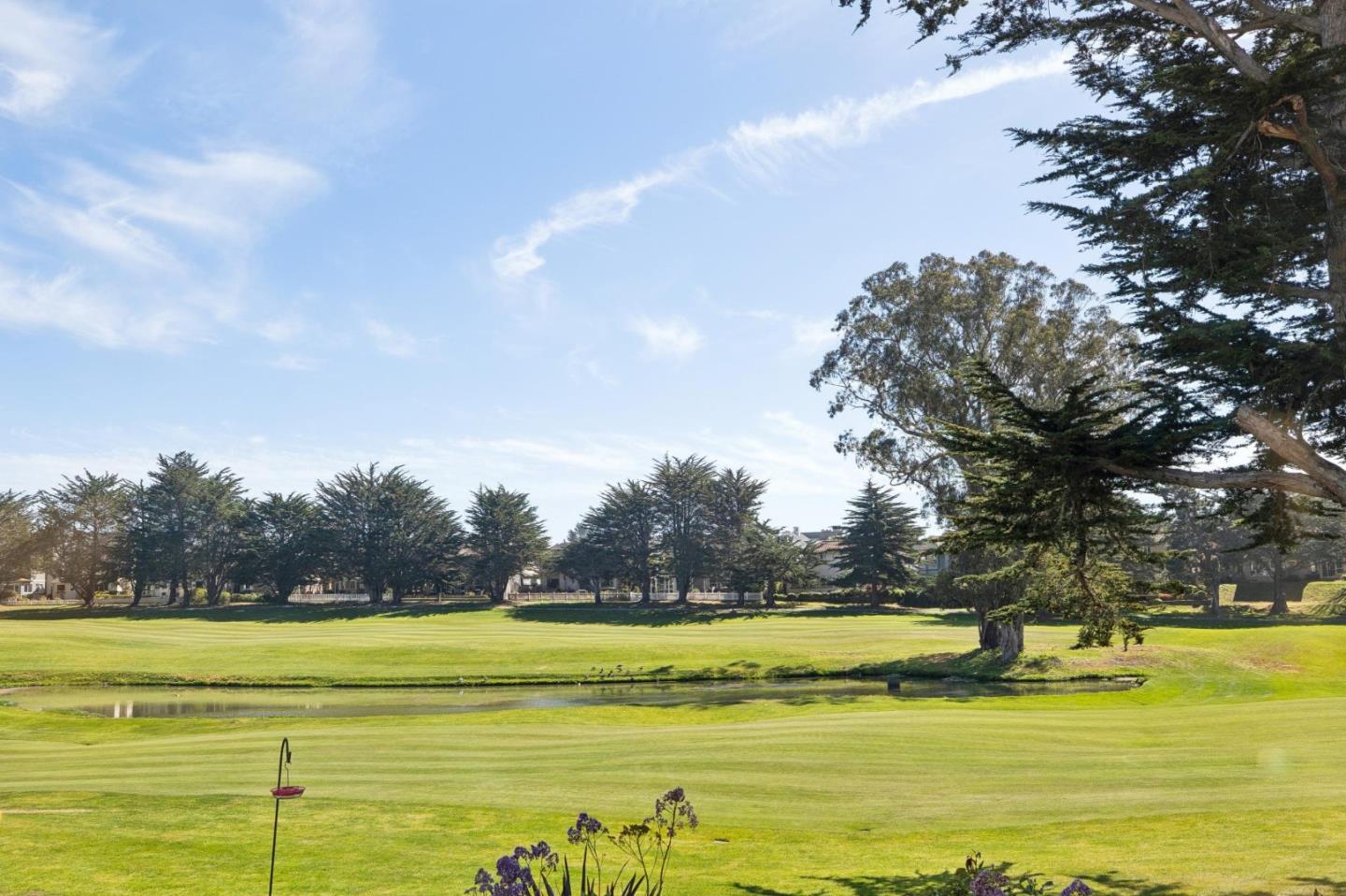 Detail Gallery Image 15 of 57 For 107 Carnoustie Dr, Half Moon Bay,  CA 94019 - 4 Beds | 3 Baths