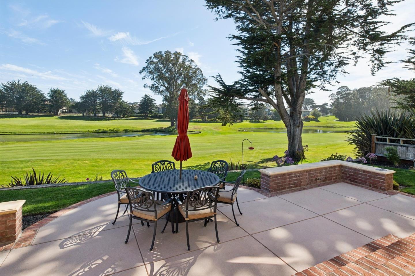 Detail Gallery Image 18 of 57 For 107 Carnoustie Dr, Half Moon Bay,  CA 94019 - 4 Beds | 3 Baths