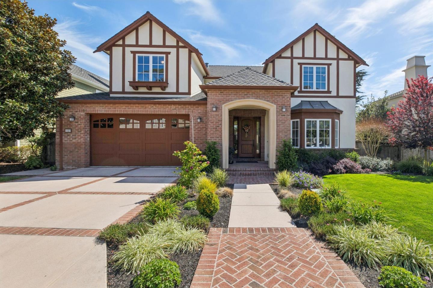 Detail Gallery Image 2 of 57 For 107 Carnoustie Dr, Half Moon Bay,  CA 94019 - 4 Beds | 3 Baths