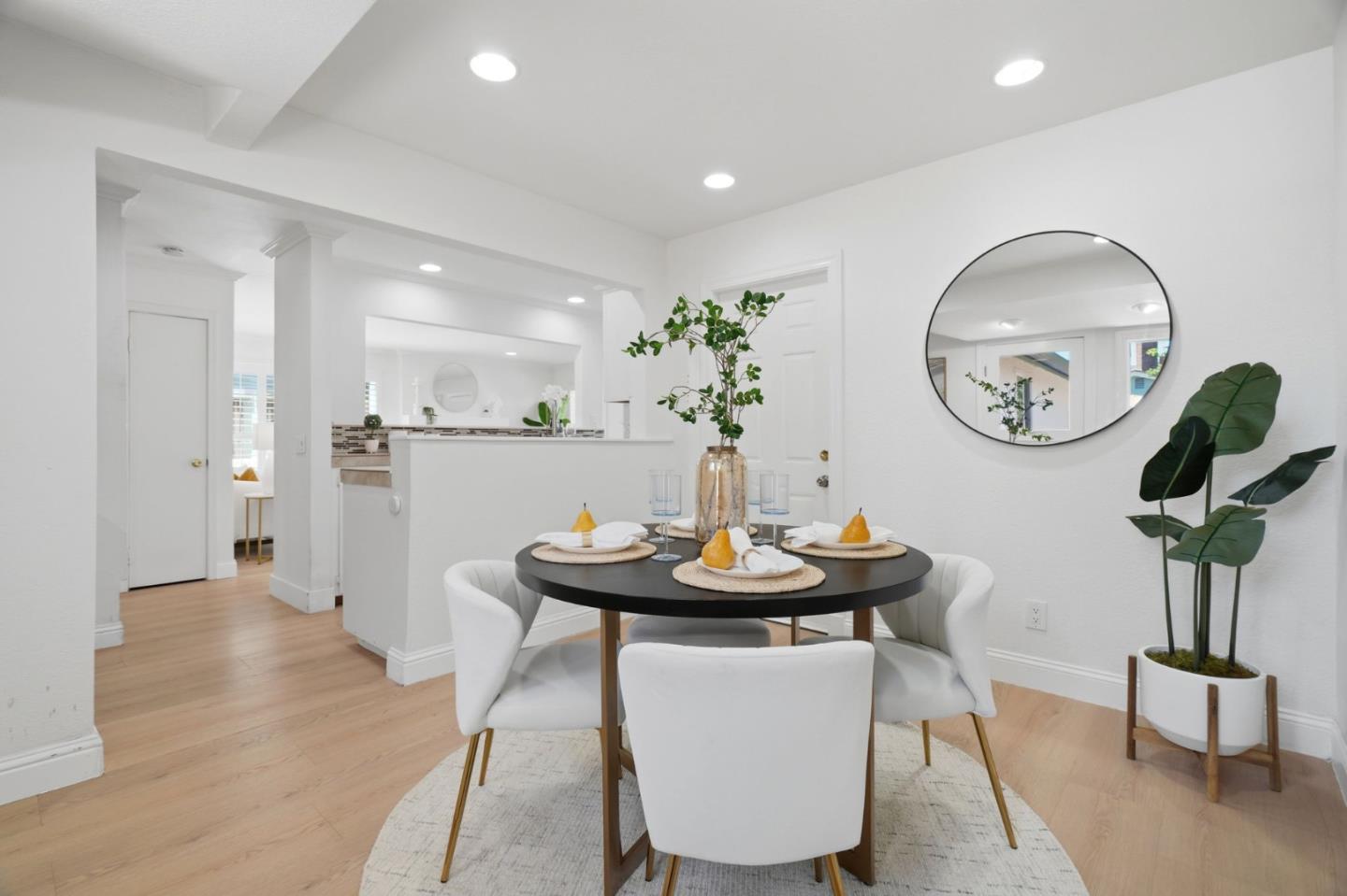 Detail Gallery Image 12 of 43 For , Los Gatos,  CA 95032 - – Beds | – Baths