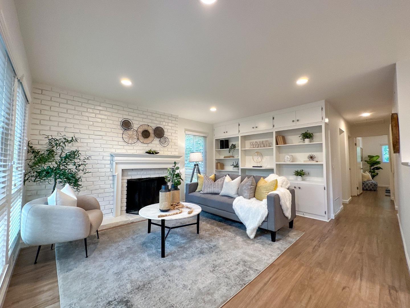 Detail Gallery Image 27 of 43 For , Los Gatos,  CA 95032 - – Beds | – Baths