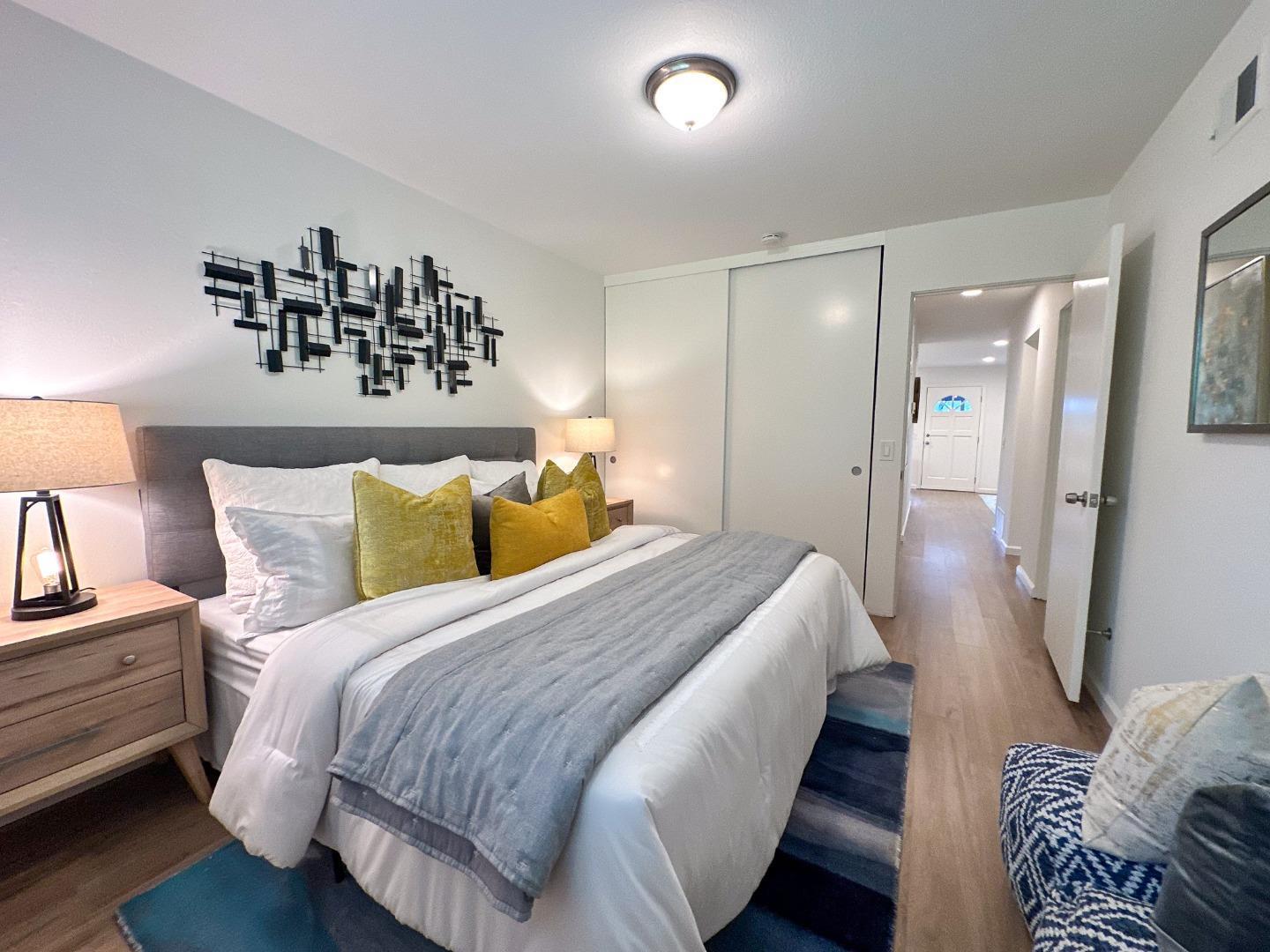 Detail Gallery Image 33 of 43 For , Los Gatos,  CA 95032 - – Beds | – Baths