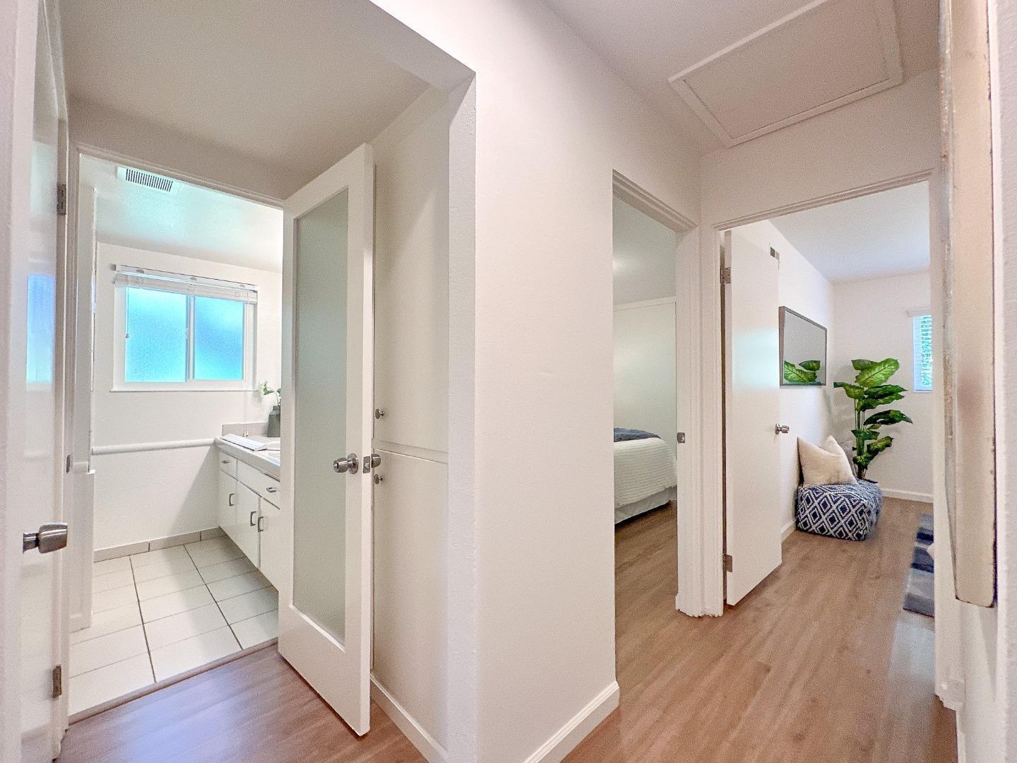 Detail Gallery Image 37 of 43 For , Los Gatos,  CA 95032 - – Beds | – Baths