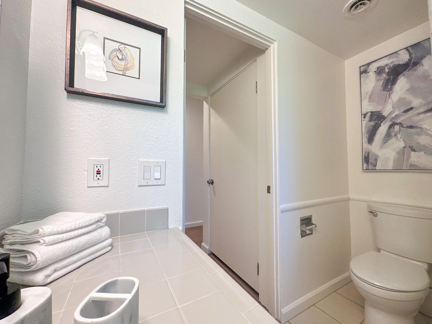 Detail Gallery Image 38 of 43 For , Los Gatos,  CA 95032 - – Beds | – Baths