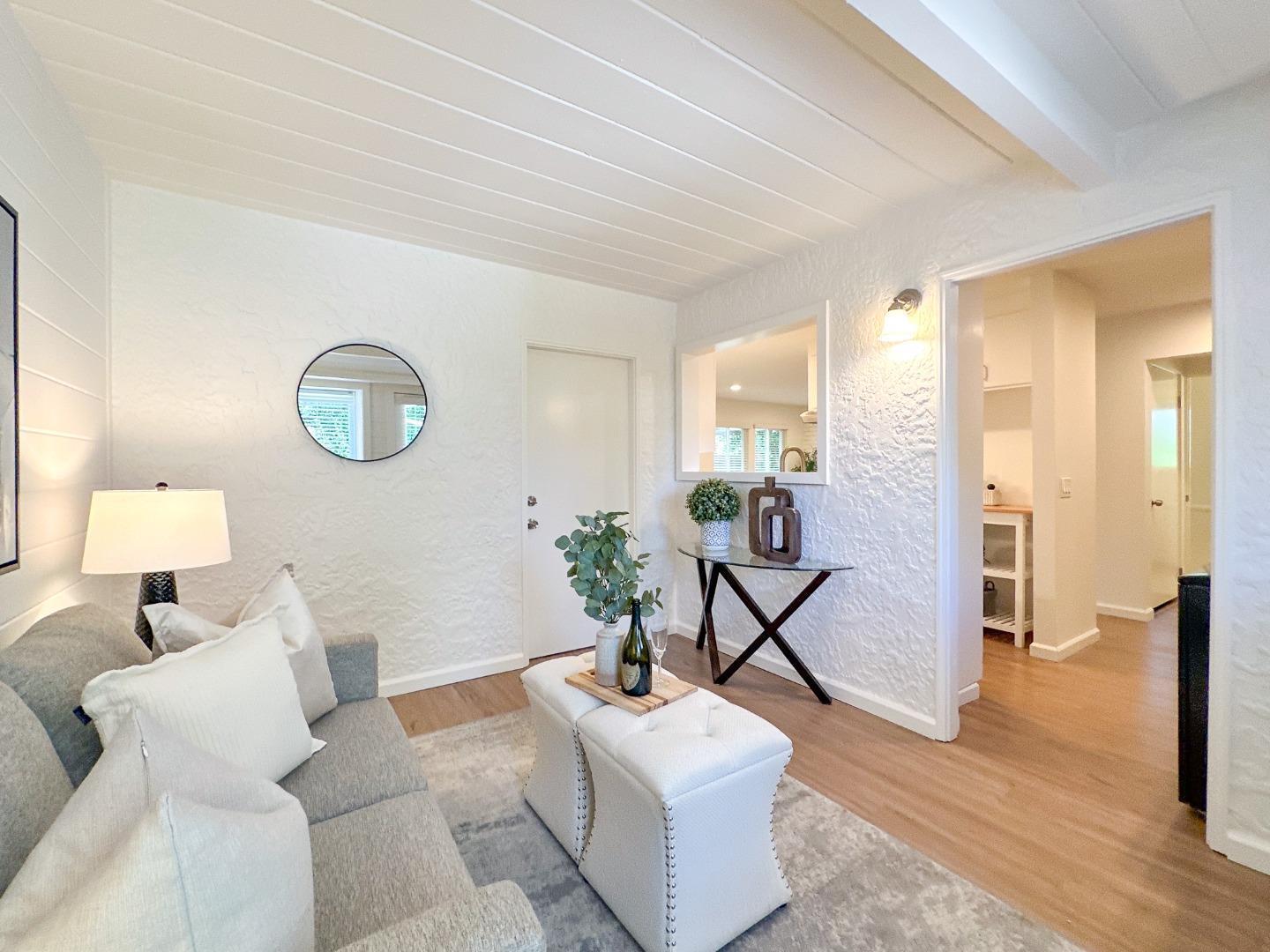 Detail Gallery Image 40 of 43 For , Los Gatos,  CA 95032 - – Beds | – Baths