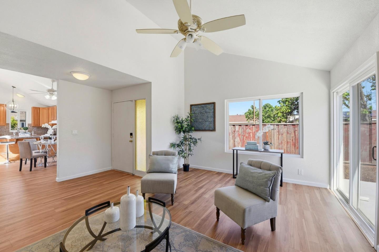 Detail Gallery Image 5 of 34 For 2186 Bikini Ave, San Jose,  CA 95122 - 4 Beds | 2 Baths