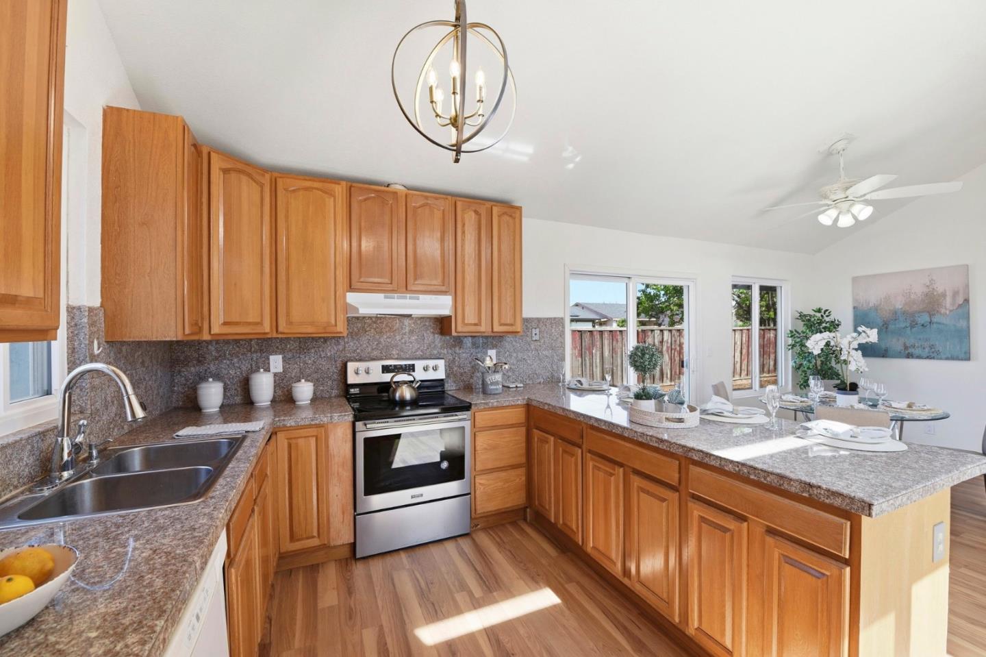 Detail Gallery Image 9 of 34 For 2186 Bikini Ave, San Jose,  CA 95122 - 4 Beds | 2 Baths