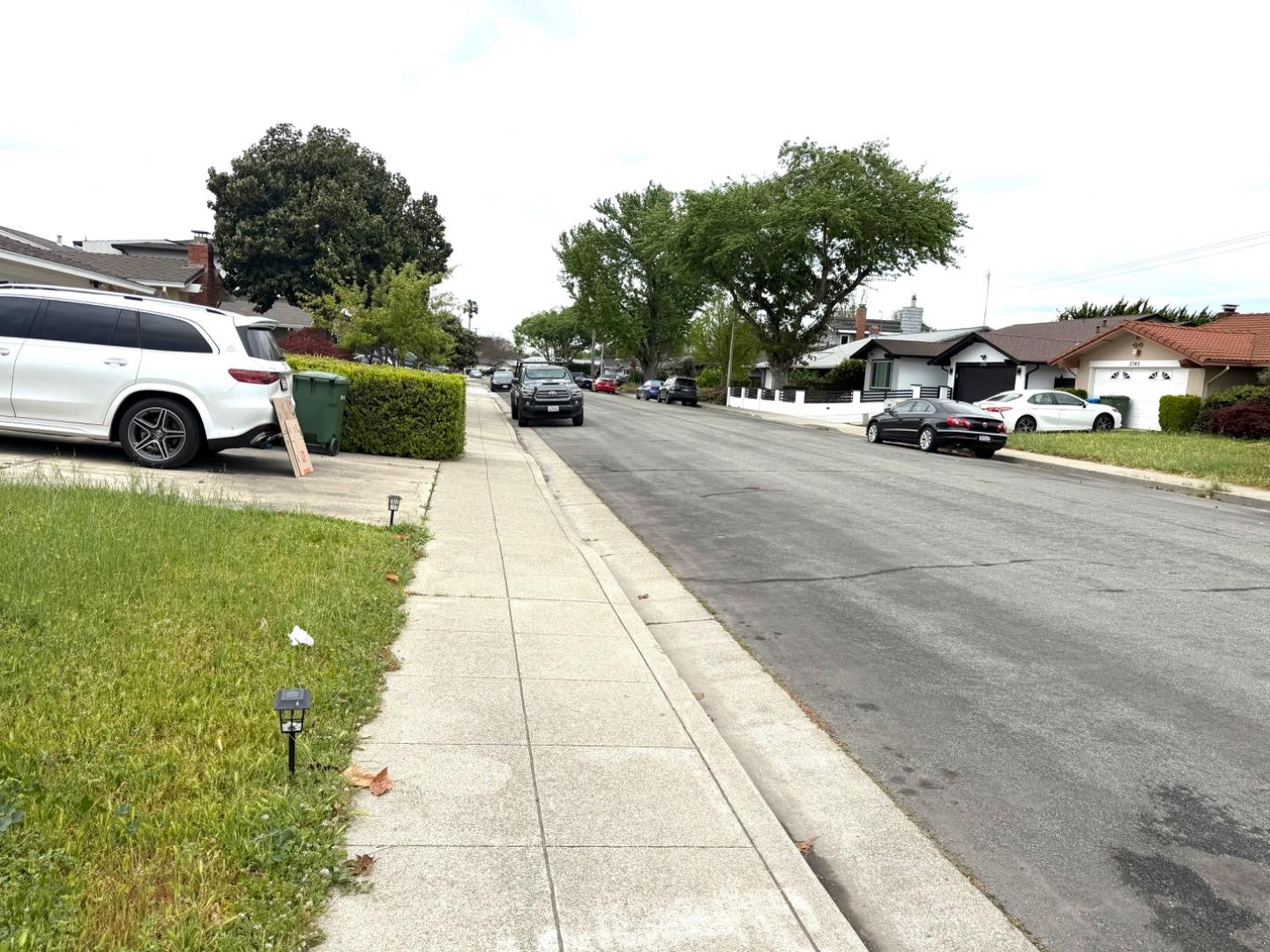 Detail Gallery Image 2 of 8 For 3736 Eastwood Cir, Santa Clara,  CA 95054 - 3 Beds | 2 Baths