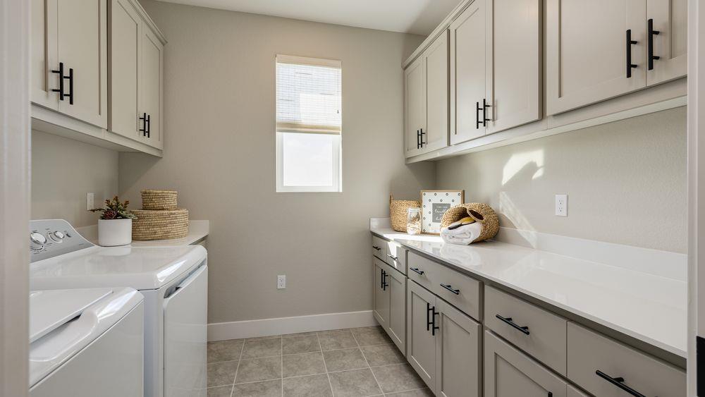 Detail Gallery Image 20 of 25 For 3246 Oak Trail Dr, Manteca,  CA 95337 - 5 Beds | 3 Baths