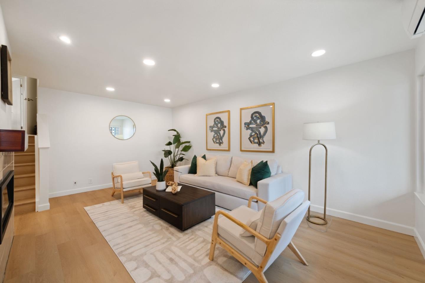 Photo #2: ML82041376 Listing: Photo #2