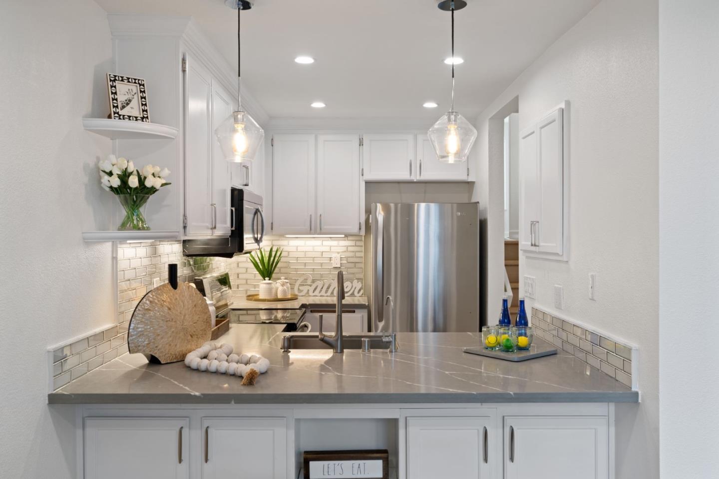 Photo #4: ML82041376 Listing: Photo #4