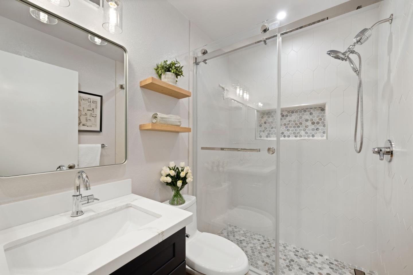 Photo #7: ML82041376 Listing: Photo #7