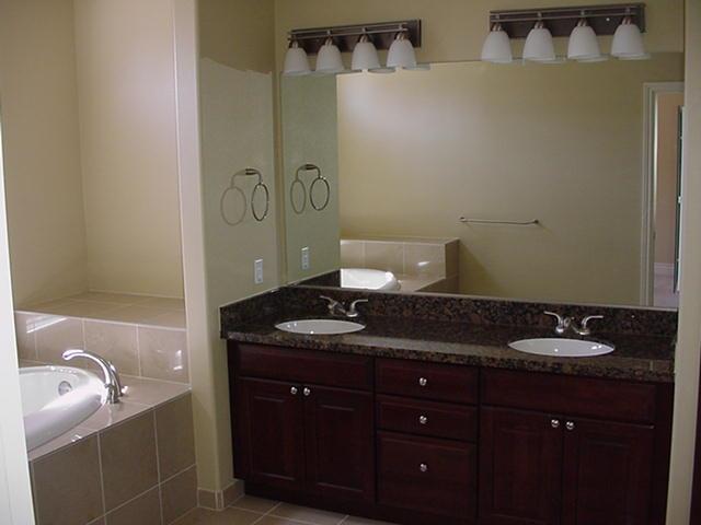 Detail Gallery Image 8 of 13 For 88 S Broadway #1202,  Millbrae,  CA 94030 - 2 Beds | 2 Baths