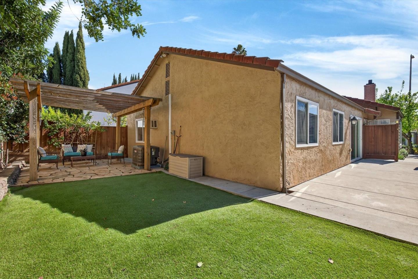 Detail Gallery Image 20 of 26 For 512 Lanfair Cir, San Jose,  CA 95136 - 3 Beds | 2 Baths