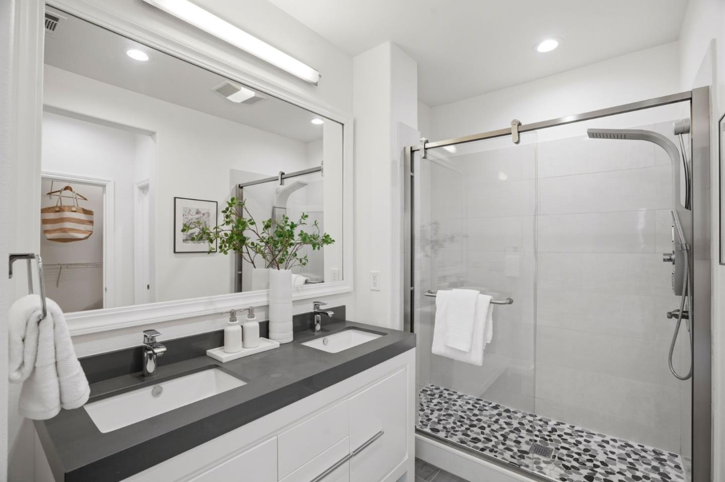 Detail Gallery Image 31 of 46 For 700 Live Oak Way #702,  Belmont,  CA 94002 - 2 Beds | 2/1 Baths