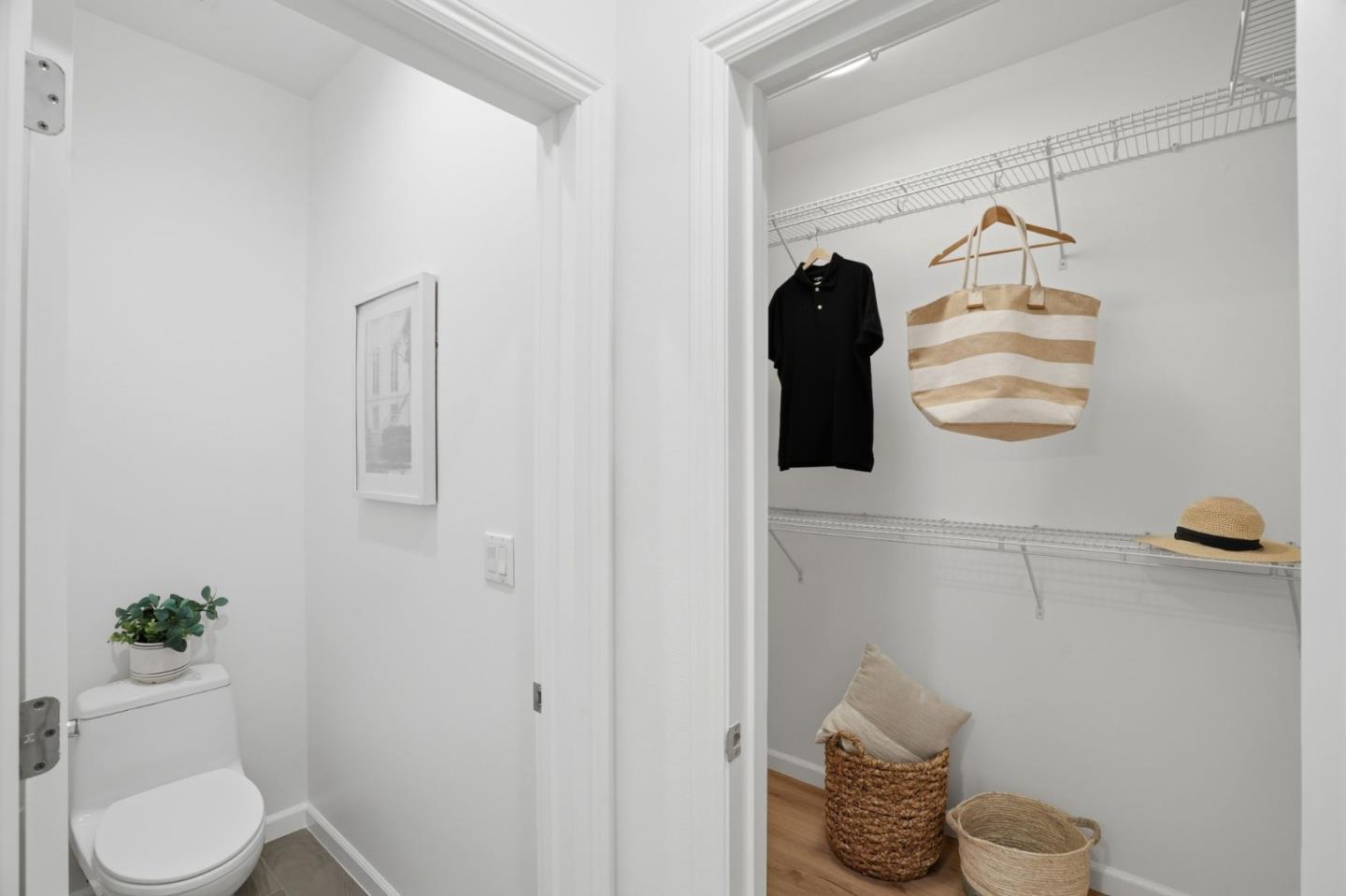 Detail Gallery Image 32 of 46 For 700 Live Oak Way #702,  Belmont,  CA 94002 - 2 Beds | 2/1 Baths