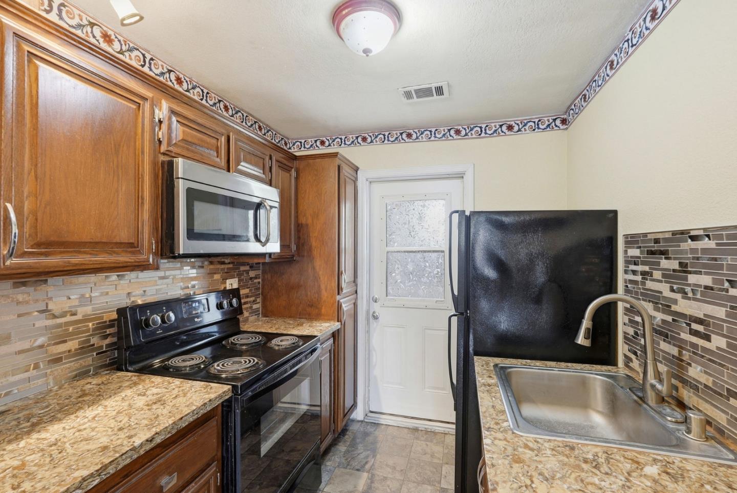 Detail Gallery Image 11 of 23 For 4514 Whimbrell Ct, Antelope,  CA 95843 - 2 Beds | 1 Baths