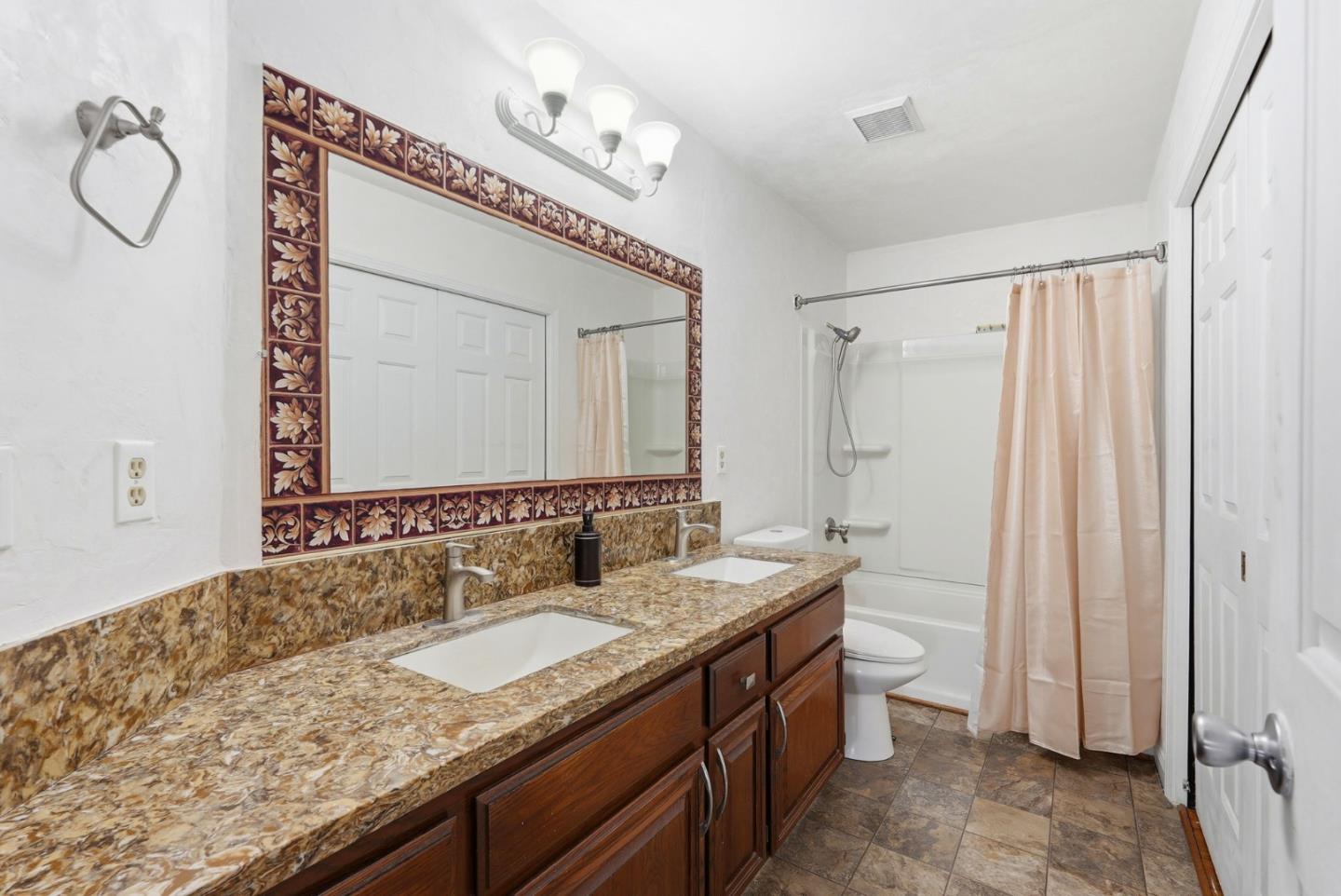 Detail Gallery Image 19 of 23 For 4514 Whimbrell Ct, Antelope,  CA 95843 - 2 Beds | 1 Baths