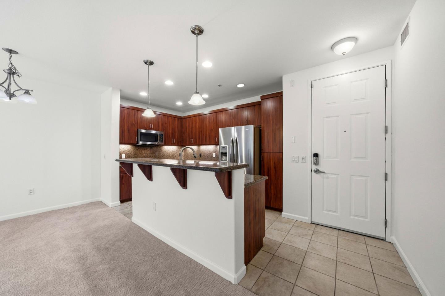 Detail Gallery Image 32 of 47 For 1101 S Main St #222,  Milpitas,  CA 95035 - 3 Beds | 2 Baths