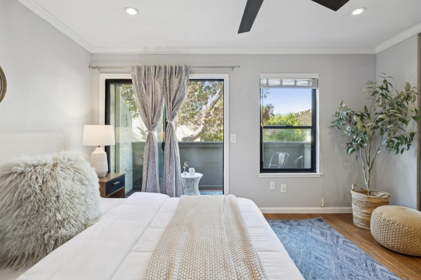 Detail Gallery Image 21 of 40 For 646 S Ahwanee Ter, Sunnyvale,  CA 94085 - 2 Beds | 2/1 Baths