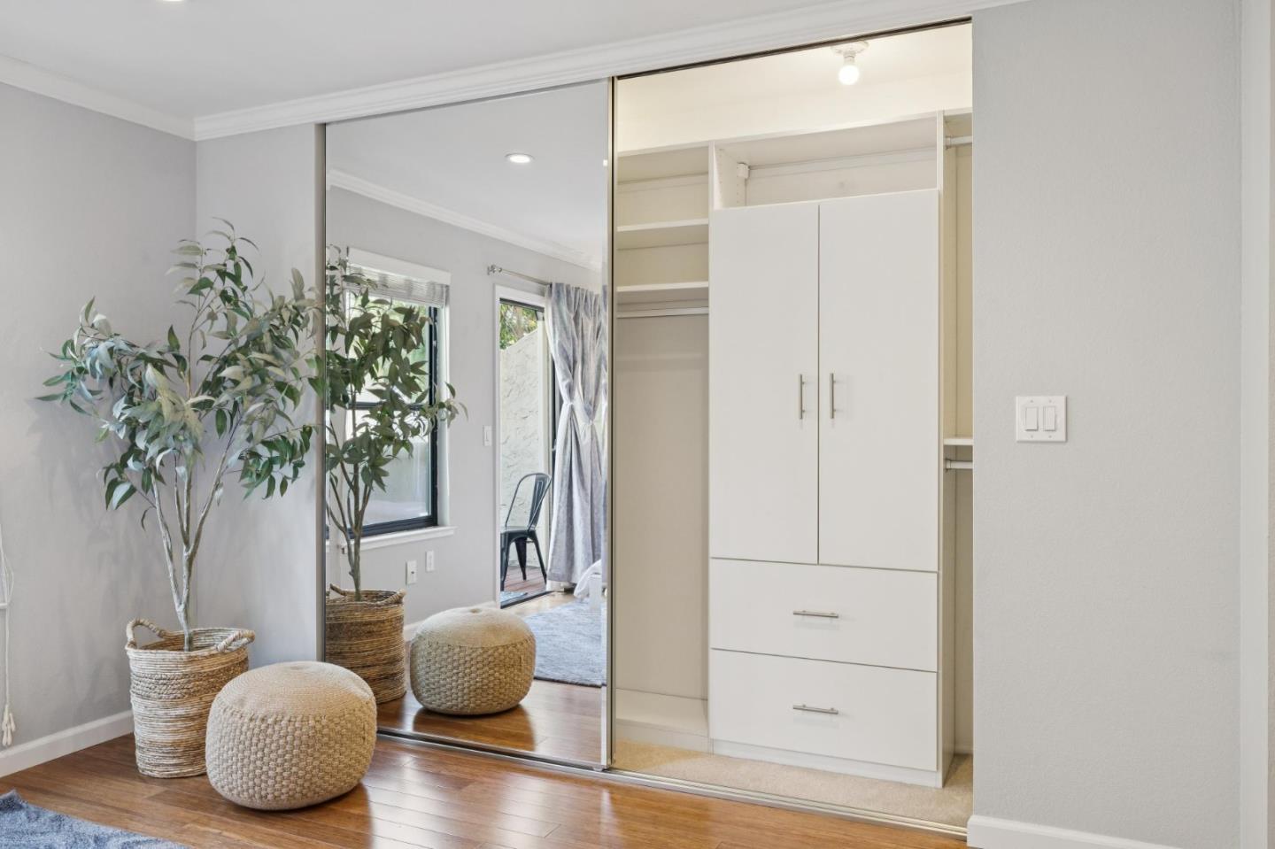 Detail Gallery Image 22 of 40 For 646 S Ahwanee Ter, Sunnyvale,  CA 94085 - 2 Beds | 2/1 Baths