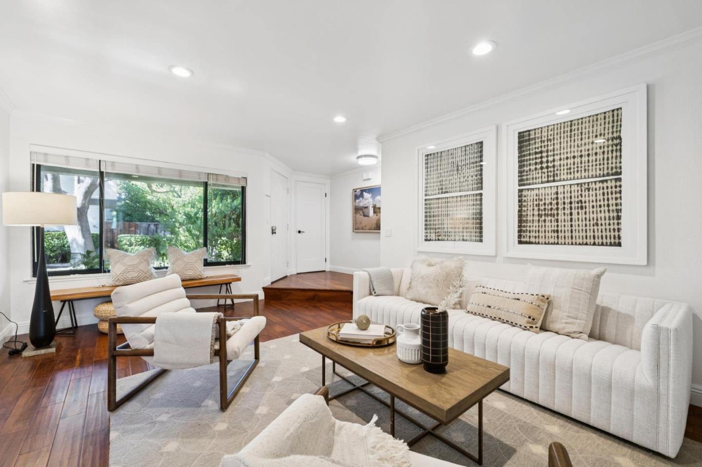 Detail Gallery Image 6 of 40 For 646 S Ahwanee Ter, Sunnyvale,  CA 94085 - 2 Beds | 2/1 Baths