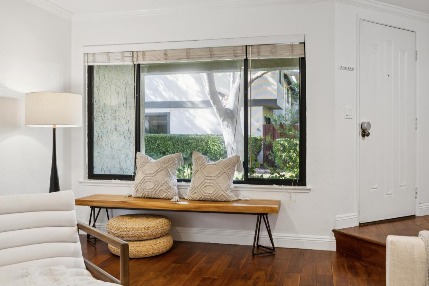 Detail Gallery Image 7 of 40 For 646 S Ahwanee Ter, Sunnyvale,  CA 94085 - 2 Beds | 2/1 Baths