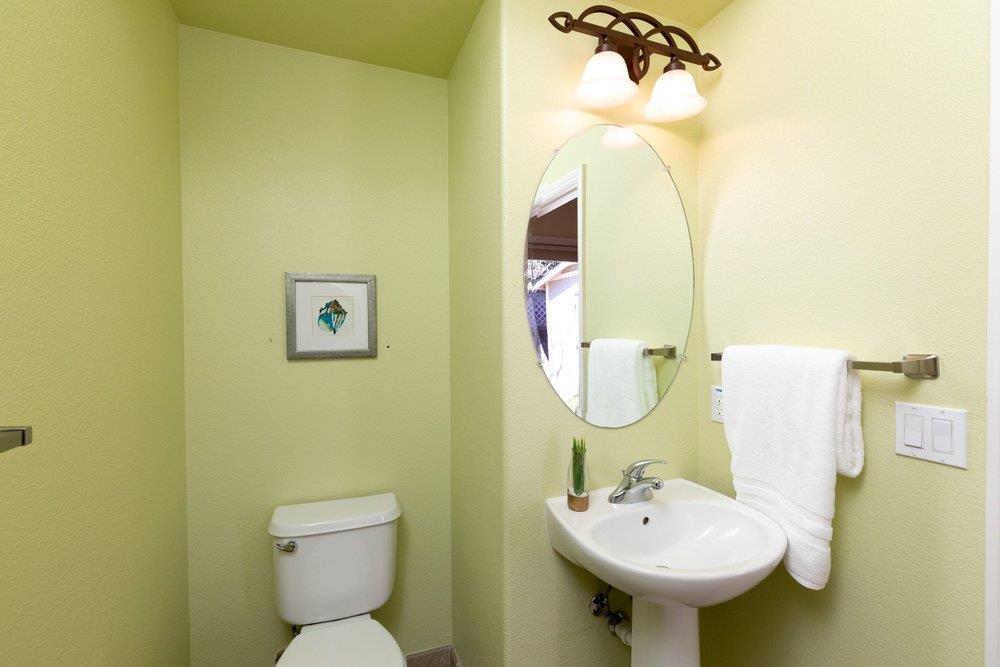 Detail Gallery Image 17 of 23 For 116 Goss Ct, Santa Cruz,  CA 95065 - 2 Beds | 2/1 Baths