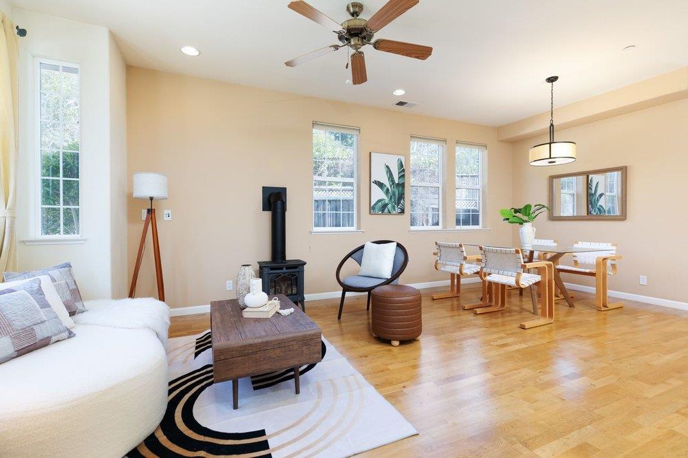 Detail Gallery Image 7 of 23 For 116 Goss Ct, Santa Cruz,  CA 95065 - 2 Beds | 2/1 Baths