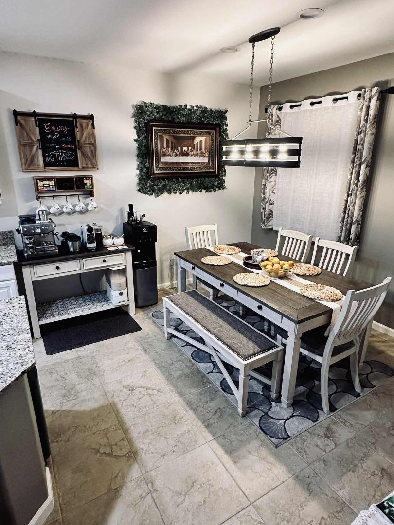 Detail Gallery Image 18 of 55 For Village Center Dr, Roseville,  CA 95747 - 3 Beds | 3 Baths