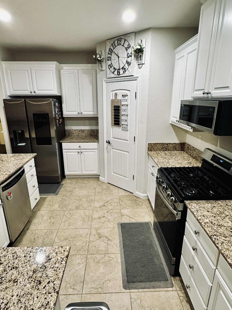 Detail Gallery Image 22 of 55 For Village Center Dr, Roseville,  CA 95747 - 3 Beds | 3 Baths