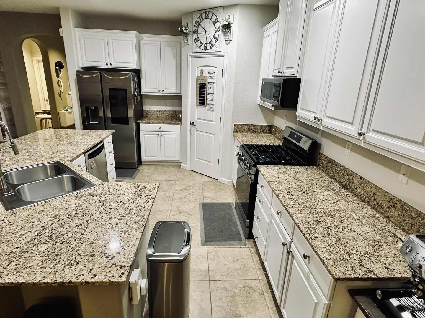 Detail Gallery Image 26 of 55 For Village Center Dr, Roseville,  CA 95747 - 3 Beds | 3 Baths