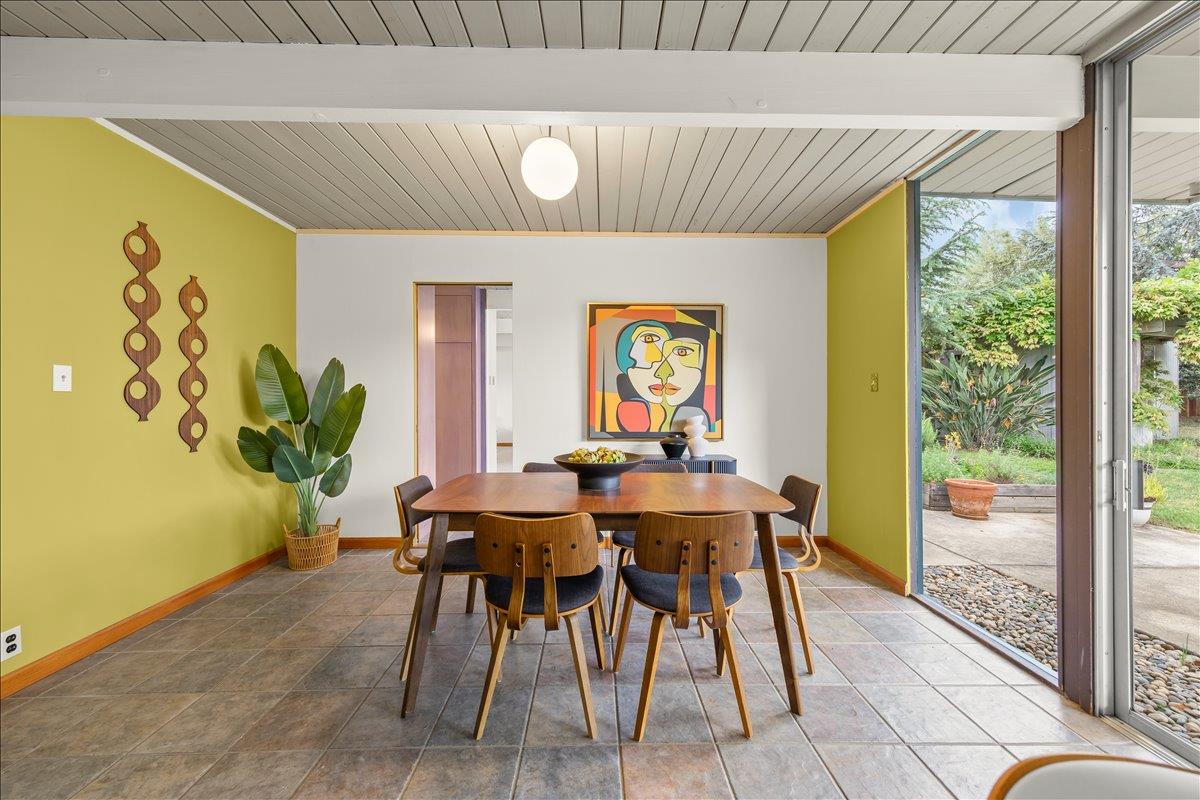 Detail Gallery Image 11 of 43 For 844 Duncardine Way, Sunnyvale,  CA 94087 - 4 Beds | 2 Baths