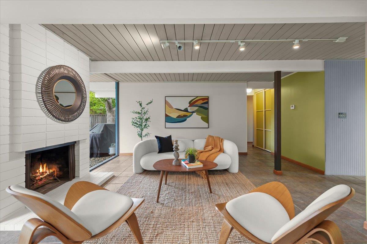 Detail Gallery Image 12 of 43 For 844 Duncardine Way, Sunnyvale,  CA 94087 - 4 Beds | 2 Baths