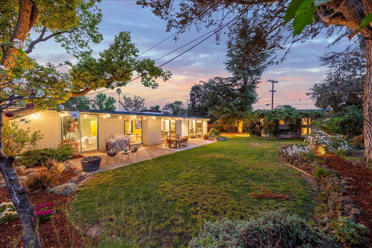 Detail Gallery Image 35 of 43 For 844 Duncardine Way, Sunnyvale,  CA 94087 - 4 Beds | 2 Baths