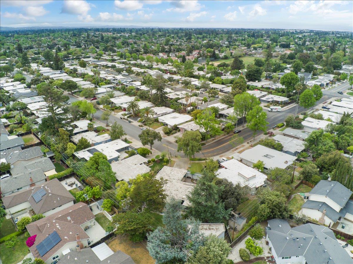 Detail Gallery Image 39 of 43 For 844 Duncardine Way, Sunnyvale,  CA 94087 - 4 Beds | 2 Baths