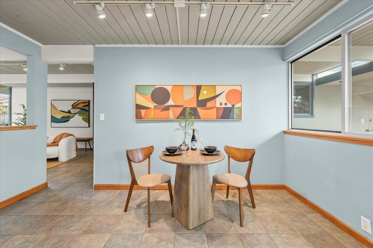 Detail Gallery Image 7 of 43 For 844 Duncardine Way, Sunnyvale,  CA 94087 - 4 Beds | 2 Baths