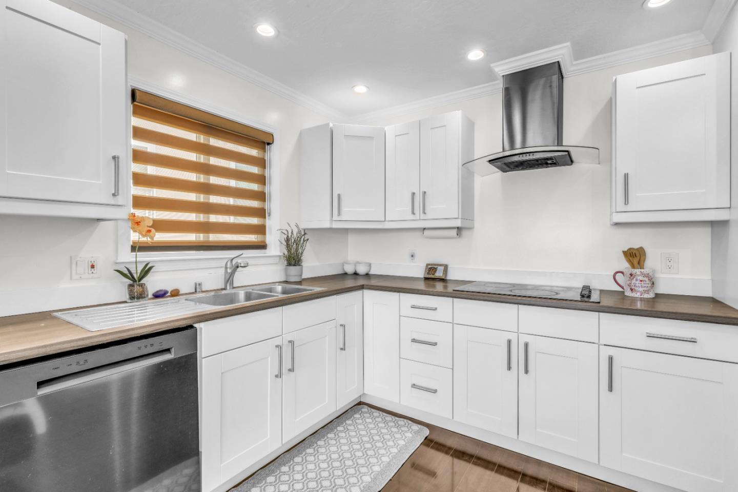 Detail Gallery Image 15 of 67 For 377 El Dorado, Daly City,  CA 94015 - 4 Beds | 3 Baths