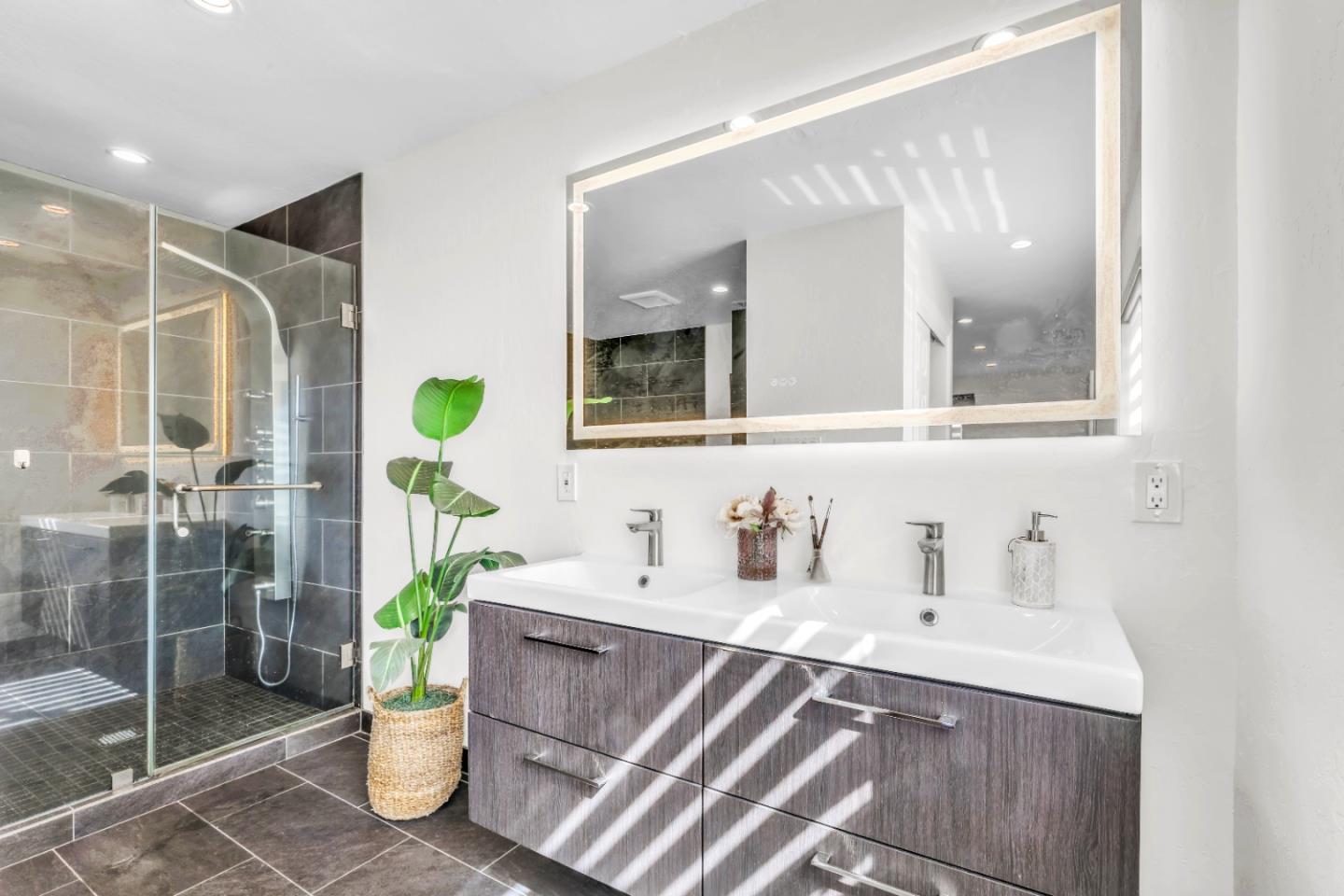 Detail Gallery Image 22 of 67 For 377 El Dorado, Daly City,  CA 94015 - 4 Beds | 3 Baths