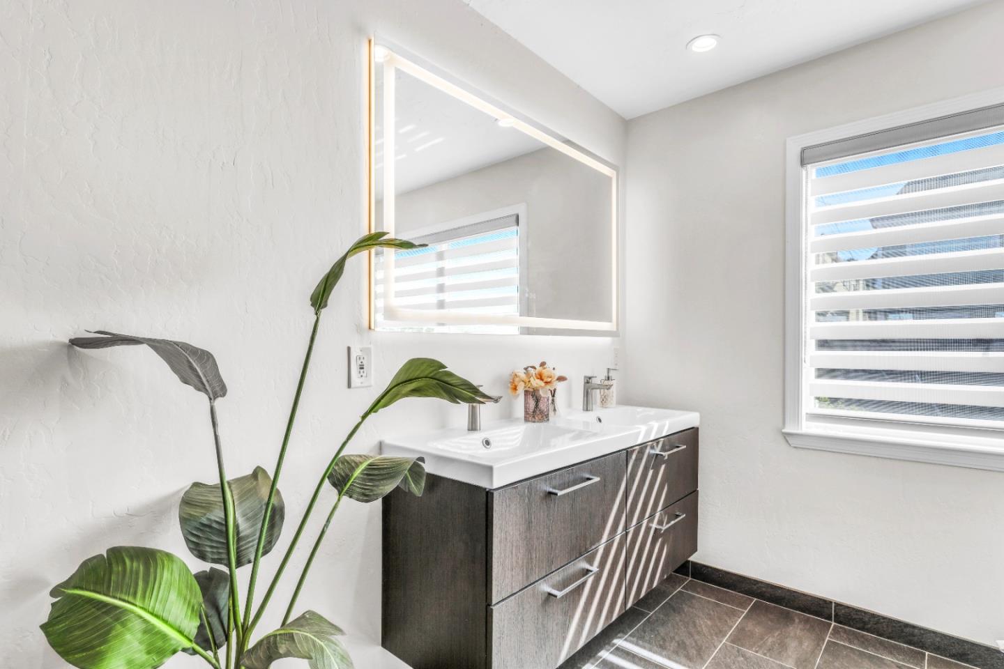 Detail Gallery Image 25 of 67 For 377 El Dorado, Daly City,  CA 94015 - 4 Beds | 3 Baths