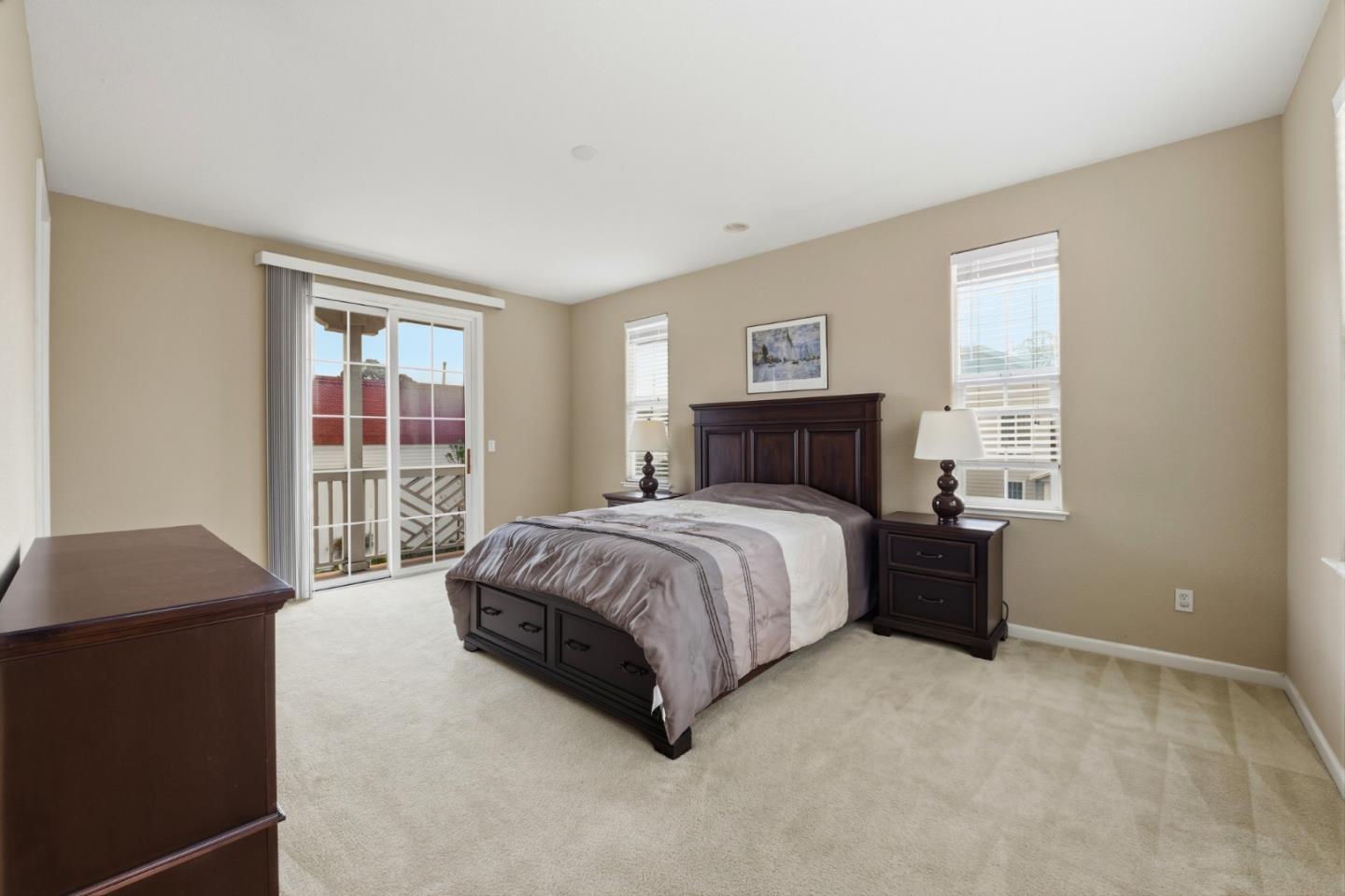 Detail Gallery Image 14 of 28 For 1510 Welford Cir, Hayward,  CA 94544 - 4 Beds | 2/1 Baths
