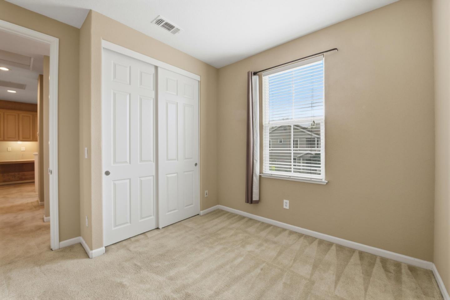 Detail Gallery Image 22 of 28 For 1510 Welford Cir, Hayward,  CA 94544 - 4 Beds | 2/1 Baths